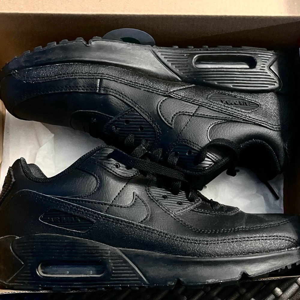 Nike Air Max 90 Red Box Packaging